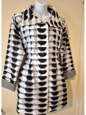 UBU Pack Your Personality Women’s Jacket ~ Black & White Sheer Dots ~ Size Small